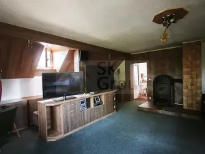Prodej rodinného domu, Jenišov, 700 m2