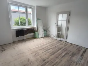 Prodej bytu 2+kk, Karlovy Vary - Rybáře, Rohová, 40 m2