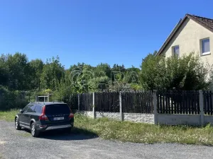 Prodej pozemku pro bydlení, Hradešín, 812 m2