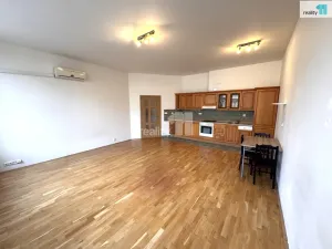 Pronájem bytu 2+kk, Praha - Vysočany, Kolbenova, 86 m2