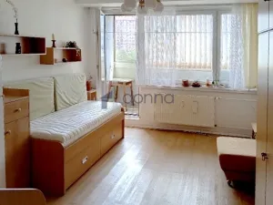 Pronájem bytu 1+kk, Praha, Kyselova, 23 m2