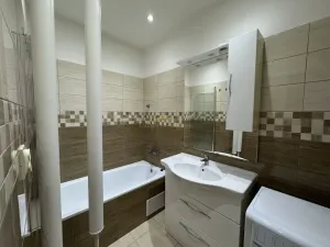 Prodej bytu 2+kk, Praha - Střešovice, Na Malovance, 42 m2
