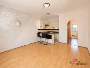 Prodej bytu 2+kk, Liberec - Liberec XXV-Vesec, Holubova, 43 m2