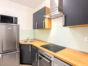 Pronájem bytu 3+1, Praha - Košíře, Lovčenská, 82 m2