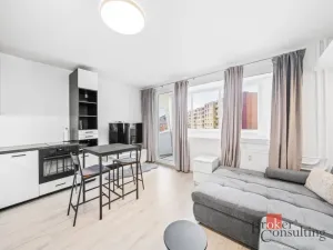 Pronájem bytu 1+kk, Plzeň - Bolevec, Kralovická, 32 m2