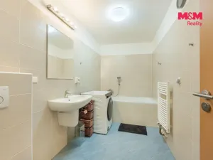 Pronájem bytu 2+kk, Praha - Stodůlky, Švejcarovo náměstí, 54 m2