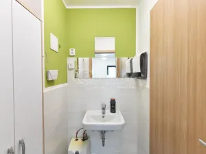 Pronájem obchodního prostoru, Praha - Uhříněves, Jindřicha Bubeníčka, 34 m2