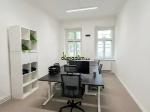Prodej kanceláře, Praha, Pernerova, 88 m2