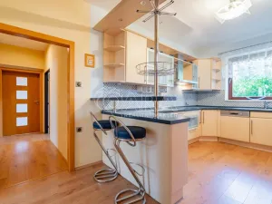Prodej rodinného domu, Mořina, 320 m2