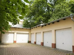 Prodej garáže, Praha, Wenzigova, 17 m2