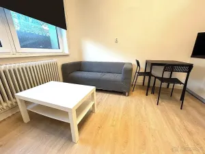 Pronájem bytu 1+kk, Praha - Radotín, Vrážská, 27 m2