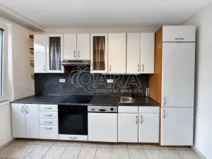 Pronájem bytu 3+1, Praha - Černý Most, Vybíralova, 77 m2