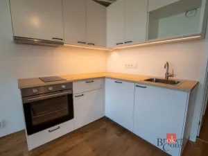 Pronájem bytu 1+kk, Brno - Zábrdovice, Hvězdová, 33 m2
