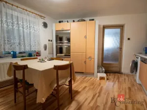 Prodej rodinného domu, Hrušovany u Brna, Vodní, 160 m2