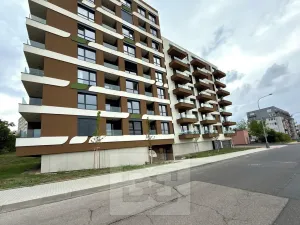 Pronájem bytu 2+kk, Praha - Černý Most, Arnošta Valenty, 41 m2