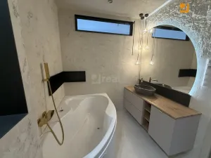 Prodej bytu 3+1, Liberec, Hanychovská, 79 m2