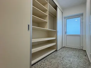 Pronájem bytu 2+kk, Liberec, Prosečská, 49 m2