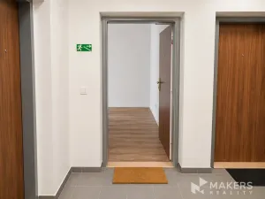 Pronájem bytu 2+kk, Praha - Hostivař, Arnošta Staňka, 48 m2