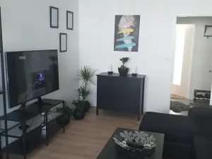 Pronájem bytu 2+1, Praha - Vršovice, Tádžická, 58 m2