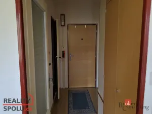 Pronájem bytu 1+1, Plzeň - Severní Předměstí, Strážnická, 38 m2