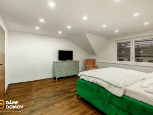 Prodej rodinného domu, Suchov, 308 m2