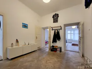 Prodej bytu 3+kk, Praha, Heřmanova, 84 m2