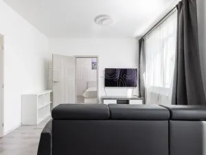 Pronájem bytu 2+kk, Milovice - Mladá, Višňová, 39 m2