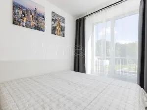 Pronájem bytu 2+kk, Milovice - Mladá, Višňová, 39 m2