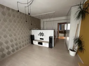 Pronájem bytu 2+1, Praha - Žižkov, Pod lipami, 53 m2