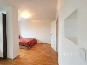 Pronájem bytu 1+1, Písek, Smetanovo nám., 55 m2