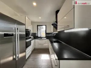 Prodej rodinného domu, Rotava, Pod Školou, 90 m2