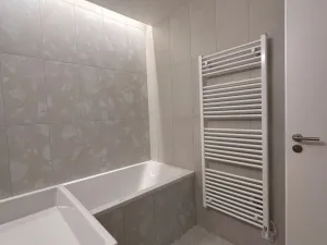 Pronájem bytu 2+kk, Praha - Radlice, U Komína, 52 m2
