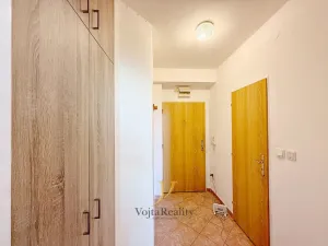 Pronájem bytu 1+kk, Olomouc, Topolová, 30 m2