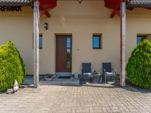 Prodej rodinného domu, Sezemice - Veská, 107 m2
