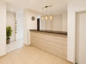 Pronájem ubytování, Praha, Seifertova, 150 m2