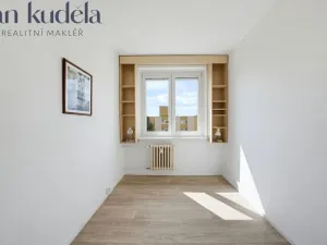 Pronájem bytu 2+kk, Brno, Bzenecká, 39 m2