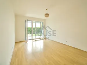 Prodej bytu 1+kk, Praha - Letňany, Nepomuckých, 37 m2