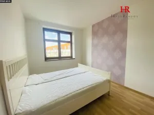 Pronájem bytu 2+kk, Benešov, Vlašimská, 50 m2