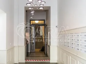 Prodej bytu 2+kk, Praha - Nové Město, Dlážděná, 61 m2