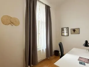 Pronájem bytu 3+1, Praha - Vinohrady, Šmilovského, 81 m2