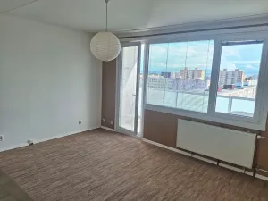 Pronájem bytu 1+kk, Plzeň, Tachovská, 32 m2
