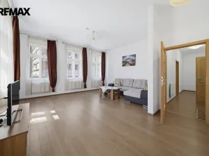 Prodej ubytování, Karlovy Vary, Zámecký vrch, 350 m2