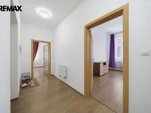 Prodej ubytování, Karlovy Vary, Zámecký vrch, 350 m2