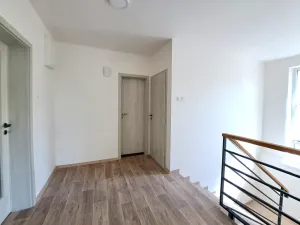 Prodej rodinného domu, Podhradí, 230 m2