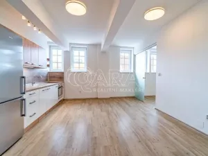 Pronájem bytu 2+kk, Kralupy nad Vltavou, Náměstí G. Karse, 55 m2
