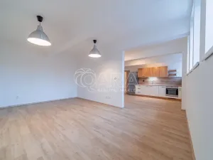 Pronájem bytu 2+kk, Kralupy nad Vltavou, Náměstí G. Karse, 55 m2