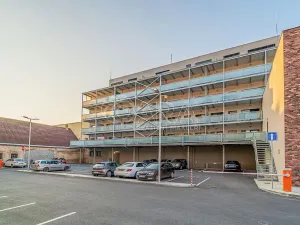 Pronájem bytu 2+kk, Kralupy nad Vltavou, Náměstí G. Karse, 55 m2