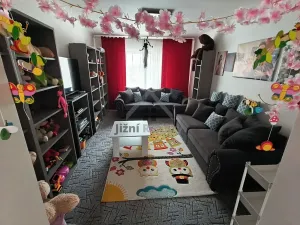 Prodej rodinného domu, České Velenice, Komenského, 450 m2