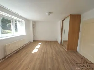 Pronájem bytu 2+kk, Praha, Zavadilova, 48 m2