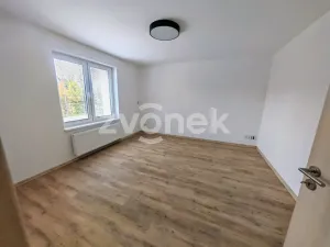 Pronájem bytu 1+kk, Otrokovice, Moravní, 32 m2